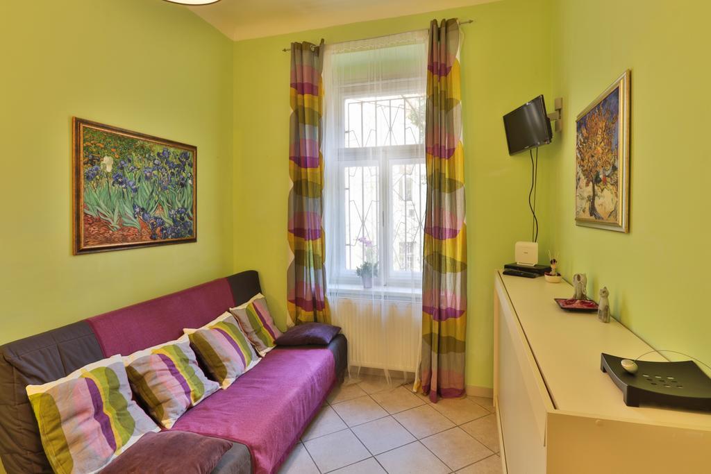 Apartment Na Kozacce 6 Prague Room photo